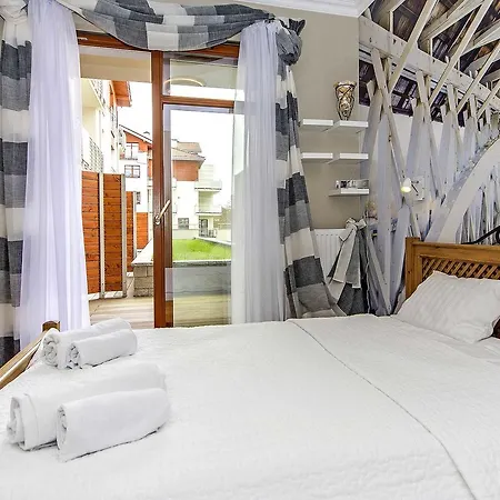 Four - Neptun Park By Oneapartments