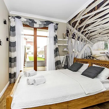 Four - Neptun Park By Oneapartments Lägenhet *